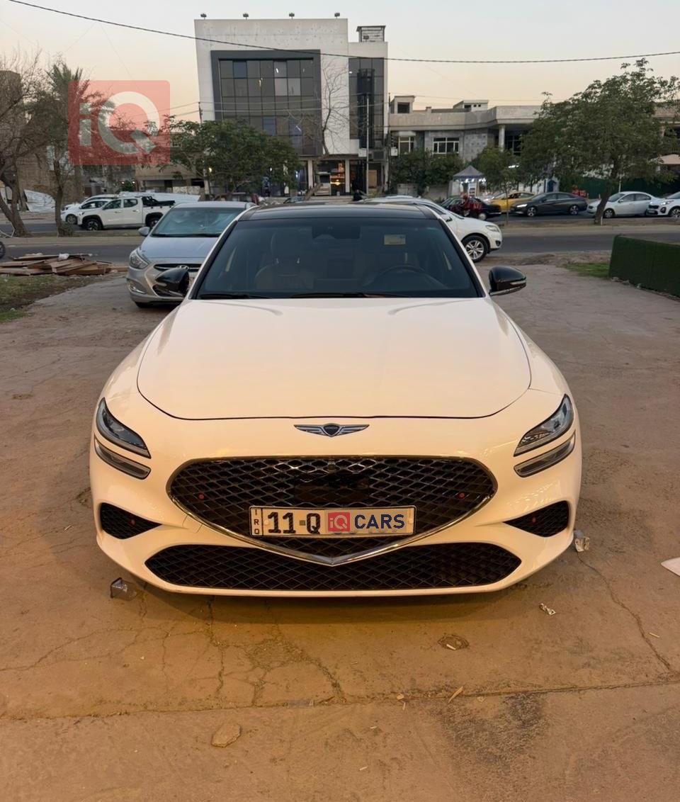 جنسس G70